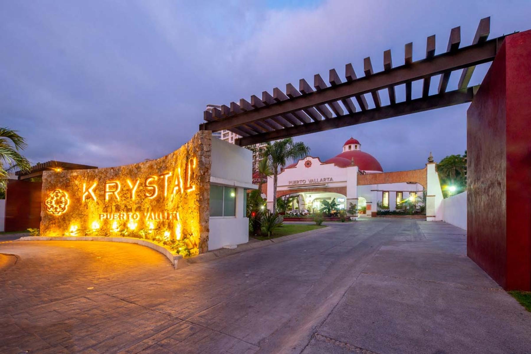 Resort grounds and exterior