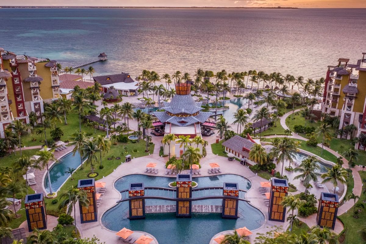 Villa del Palmar Cancún